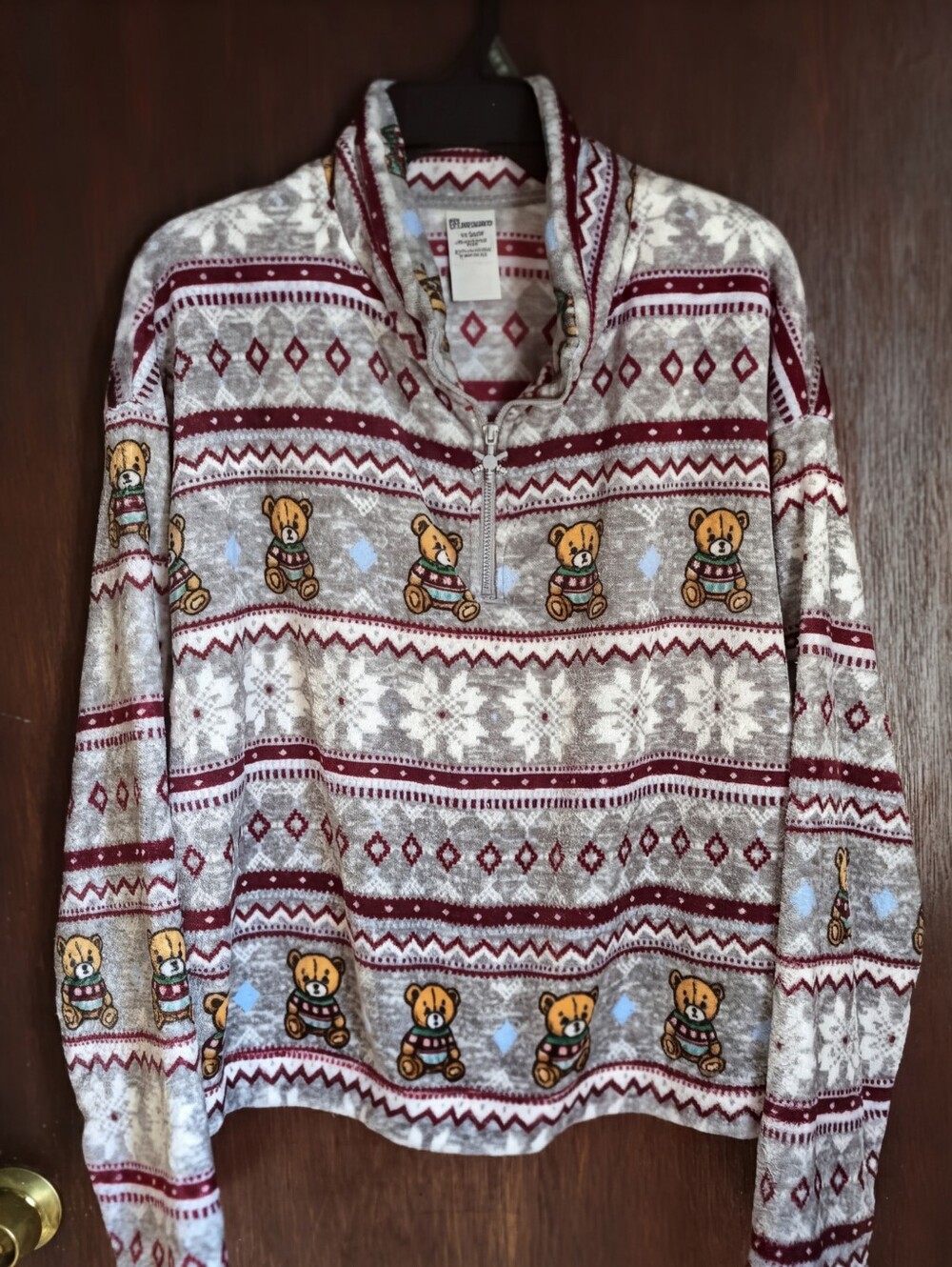 No Boundaries Plush Quarter-Zip Pullover in Burgundy & Light Gray